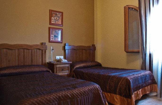 Hotel Rural Miguel Angel Alcaracejos Rum bild